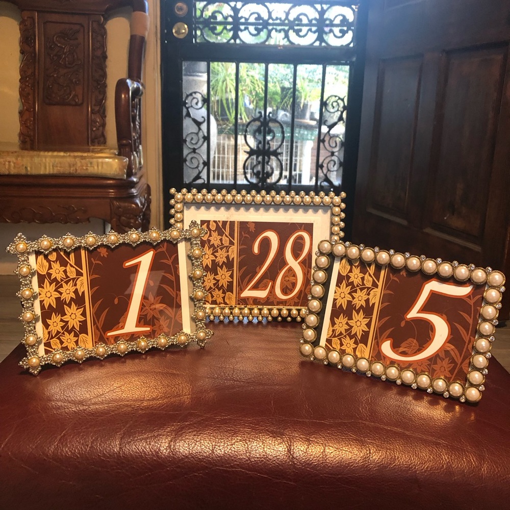 Pearl-Embellished Decorative Picture Frames